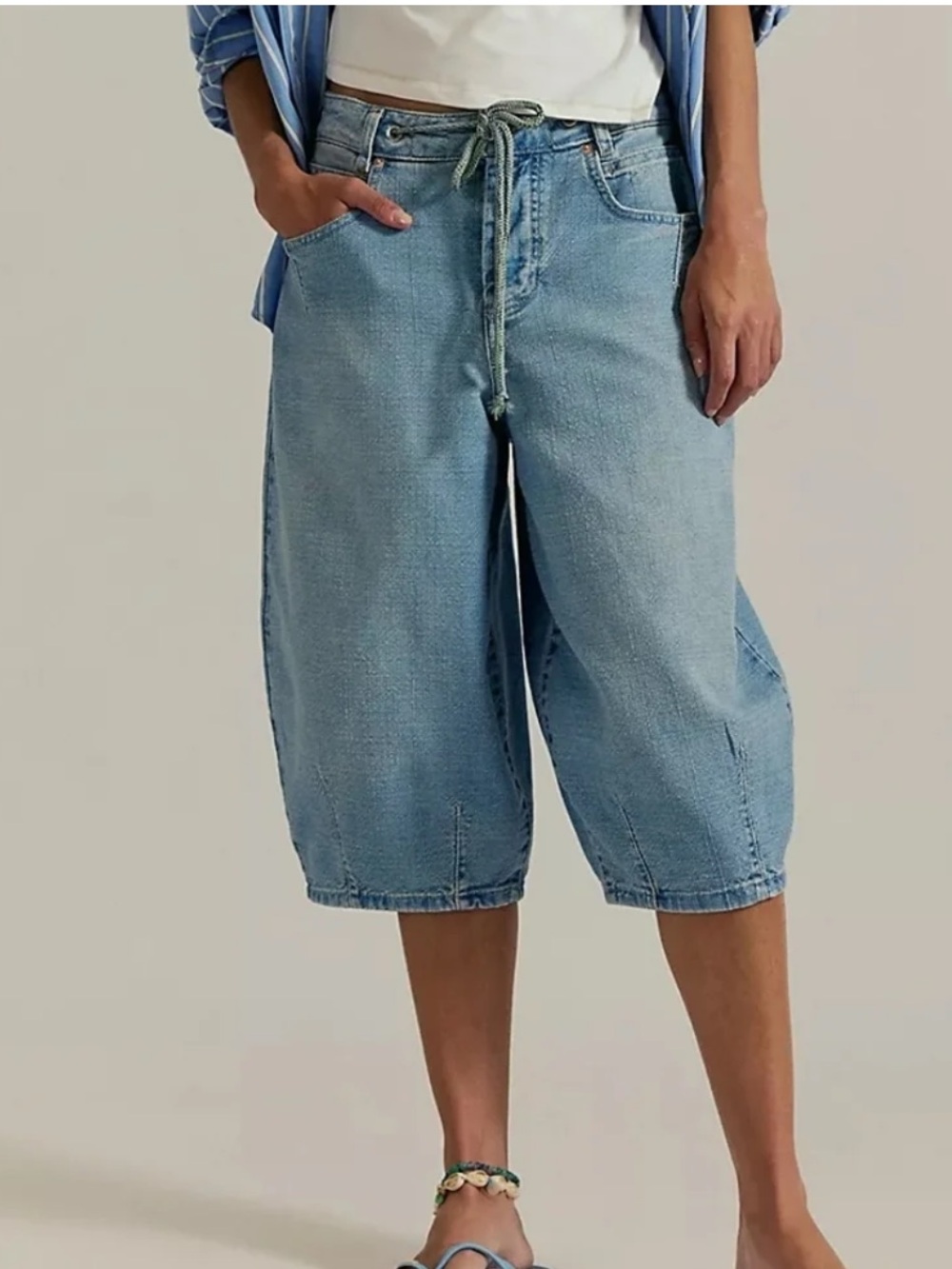 Free People We The Free Amanda Light Blue Drawstring Denim Shorts size 28 NWT